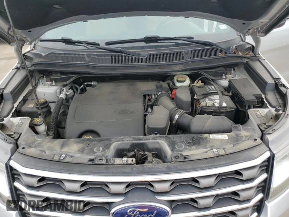 2017 Ford Explorer z VIN 1FM5K8B82HGC65891, wystawiony jako Copart lot #60280015 z przebiegiem 85 131 mil mil oraz Czysty tytuł • Clean title. Historia ofert i sprzedaży dostępna na DreamBid. Obrazek 12.