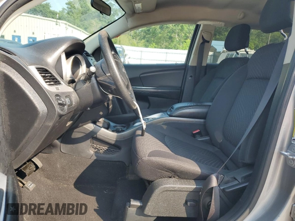 2017 Dodge Journey SXT z VIN 3C4PDCBG4HT532204, wystawiony jako Copart lot #59081935 z przebiegiem 120 923 mil mil oraz Szkoda całkowita • Salvage title. Historia ofert i sprzedaży dostępna na DreamBid. Obrazek 7.