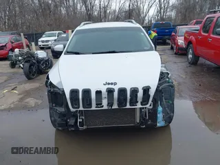 2018 Jeep Cherokee Latitude Plus with VIN 1C4PJMLX5JD581775, listed as a IAAI auction lot 41684428 with 151,225 mi miles and . Bid and sale history available at carsss.com. Image 13.