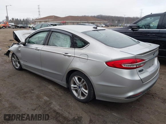 2018 Ford Fusion SE z VIN 3FA6P0LU3JR141401, wystawiony jako IAAI lot #41718444 z przebiegiem Nie podano mil oraz . Historia ofert i sprzedaży dostępna na DreamBid. Obrazek 3.