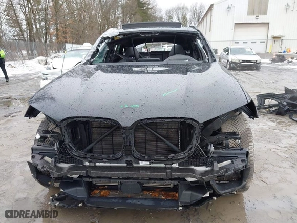 2020 BMW X4 M with VIN 5YMUJ0C01LLU67190, listed as a IAAI auction lot 41669132 with 55,609 mi miles. Bid and sale history available at carsss.com. Image 18.