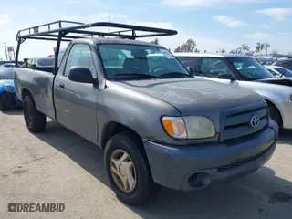 2003 Toyota Tundra with VIN 5TBJN32123S435299, listed as a IAAI auction lot 41616708 with 204,876 mi miles. Bid and sale history available at carsss.com. Image 1.