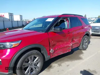 2022 Ford Explorer XLT с VIN 1FMSK7DH0NGB40877, выставлен на аукционе IAAI как лот 41947002 с пробегом 14 727 миль миль и . История ставок и продаж доступна на DreamBid. Изображение 18.