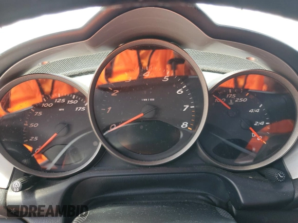 2008 Porsche 718 Cayman z VIN WP0AA29808U762285, wystawiony jako Copart lot #70383324 z przebiegiem Nie podano mil oraz Nie do naprawy • Non repairable. Historia ofert i sprzedaży dostępna na DreamBid. Obrazek 9.