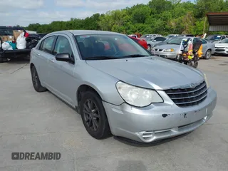 2008 Chrysler Sebring LX с VIN 1C3LC46K98N296580, выставлен на аукционе IAAI как лот 42061791 с пробегом 192 841 миль миль и . История ставок и продаж доступна на DreamBid. Изображение 6.