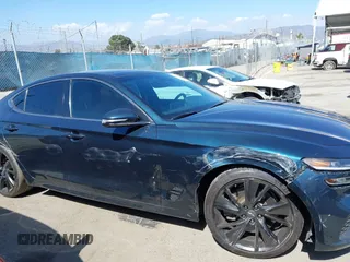 2022 Genesis G70 3.3T z VIN KMTG54TE2NU082023, wystawiony jako IAAI lot #42271871 z przebiegiem 17 833 mil mil oraz . Historia ofert i sprzedaży dostępna na DreamBid. Obrazek 6.
