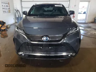 2024 Toyota Venza LE with VIN JTEAAAAH9RJ160330, listed as a Copart auction lot 72745454 with 5,620 mi miles and Salvage Title. Bid and sale history available at carsss.com. Image 5.