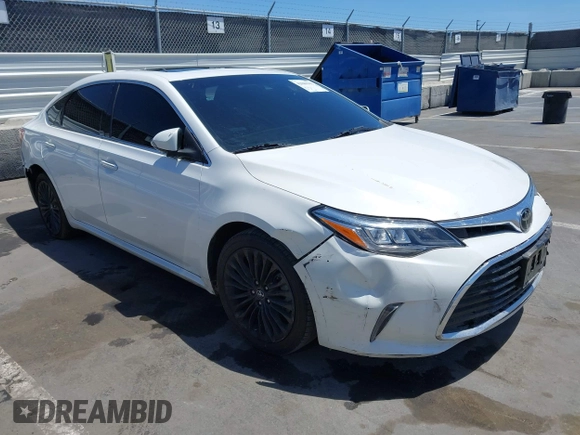 2017 Toyota Avalon XLE z VIN 4T1BK1EB2HU250987, wystawiony jako IAAI lot #42080162 z przebiegiem 71 118 mil mil oraz . Historia ofert i sprzedaży dostępna na DreamBid. Obrazek 1.