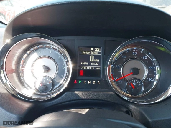 2014 Chrysler Town & Country Touring-L 30th Anniversary with VIN 2C4RC1CG0ER179943, listed as a IAAI auction lot 41420688 with 238,340 mi miles. Bid and sale history available at carsss.com. Image 7.