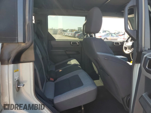 2021 Ford Bronco with VIN 1FMDE5BH0MLA73646, listed as a Copart auction lot 52764735 with 60,607 mi miles and Salvage title. Bid and sale history available at DreamBid. Image 10.