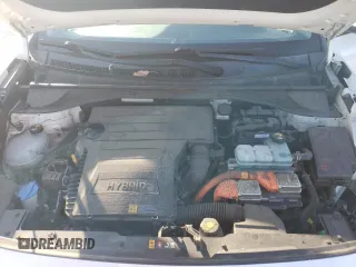 2018 Kia Niro LX with VIN KNDCB3LC6J5203171, listed as a Copart auction lot 49993795 with 57,575 mi miles and Salvage Title. Bid and sale history available at carsss.com. Image 12.