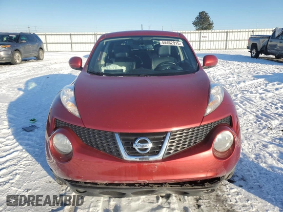 2014 Nissan Juke SV with VIN JN8AF5MR4ET361153, listed as a Copart auction lot 44462915 with 109,275 mi miles and Salvage Title. Bid and sale history available at carsss.com. Image 5.