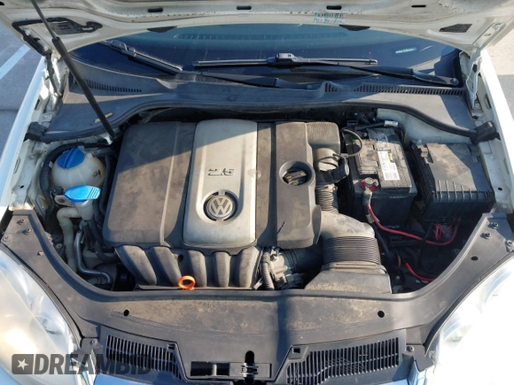 2008 Volkswagen Jetta SE z VIN 3VWRM71K38M188426, wystawiony jako IAAI lot #42581006 z przebiegiem 176 747 mil mil oraz . Historia ofert i sprzedaży dostępna na DreamBid. Obrazek 10.