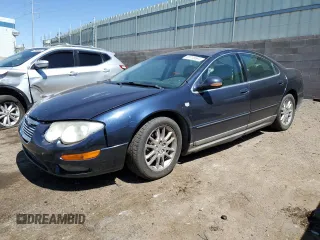 2003 Chrysler 300M M z VIN 2C3AE76K43H535179, wystawiony jako Copart lot #69718684 z przebiegiem 104 727 mil mil oraz Szkody całkowita. Historia ofert i sprzedaży dostępna na DreamBid. Obrazek 1.