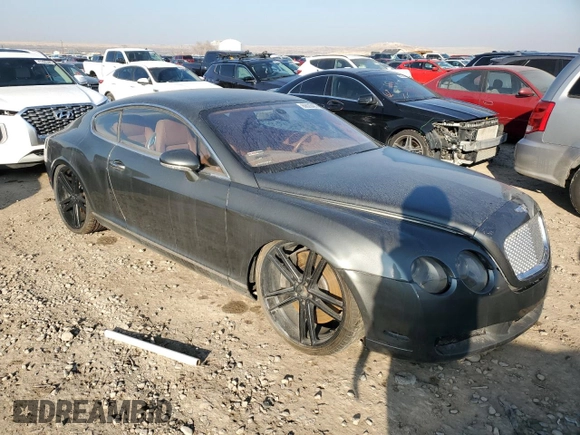 2005 Bentley Continental GT GT z VIN SCBCR63W45C027121, wystawiony jako Copart lot #89028465 z przebiegiem Nie podano mil oraz Czysty tytuł • Clean title. Historia ofert i sprzedaży dostępna na DreamBid. Obrazek 4.