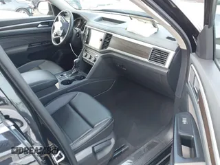 2021 Volkswagen Atlas SE z VIN 1V2WR2CAXMC558294, wystawiony jako IAAI lot #41447619 z przebiegiem 48 652 mil mil oraz . Historia ofert i sprzedaży dostępna na DreamBid. Obrazek 5.