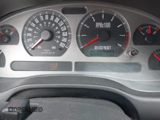 2001 Ford Mustang GT Deluxe с VIN 1FAFP45X61F123907, выставлен на аукционе IAAI как лот 42067359 с пробегом Не указан миль и . История ставок и продаж доступна на DreamBid. Изображение 7.