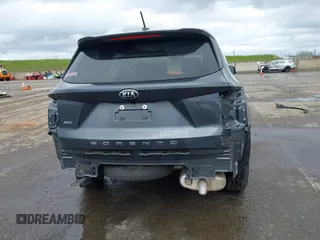 2021 Kia Sorento LX z VIN 5XYRGDLC7MG043279, wystawiony jako IAAI lot #41814356 z przebiegiem 97 094 mil mil oraz . Historia ofert i sprzedaży dostępna na DreamBid. Obrazek 16.