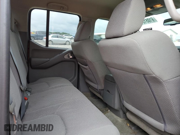 2015 Nissan Frontier SV with VIN 1N6AD0ER1FN708055, listed as a Copart auction lot 61051315 with 139,647 mi miles and Salvage title. Bid and sale history available at DreamBid. Image 10.