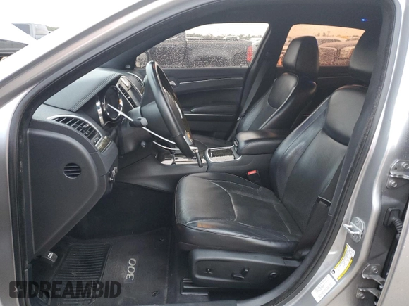 2014 Chrysler 300 with VIN 2C3CCAET3EH118211, listed as a Copart auction lot 88248045 with 151,954 mi miles and Clean Title. Bid and sale history available at carsss.com. Image 7.