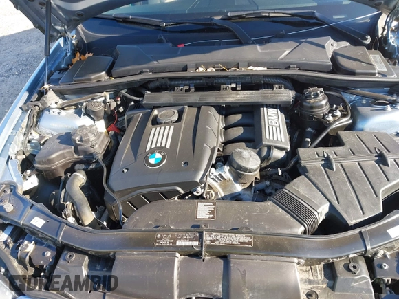 2011 BMW 3 Series 328i xDrive with VIN WBAPK5G51BNN29824, listed as a IAAI auction lot 40990352 with 171,133 mi miles and . Bid and sale history available at carsss.com. Image 10.
