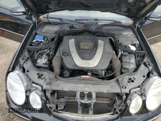 2007 Mercedes-Benz E 350 z VIN WDBUF56X77B076670, wystawiony jako Copart lot #57215685 z przebiegiem 143 428 mil mil oraz Szkoda całkowita • Salvage title. Historia ofert i sprzedaży dostępna na DreamBid. Obrazek 11.
