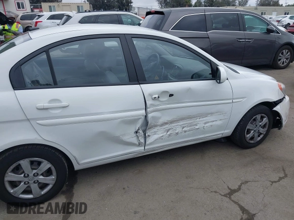 2010 Hyundai Accent GLS with VIN KMHCN4AC1AU491022, listed as a IAAI auction lot 41926186 with 117,398 mi miles. Bid and sale history available at carsss.com. Image 6.