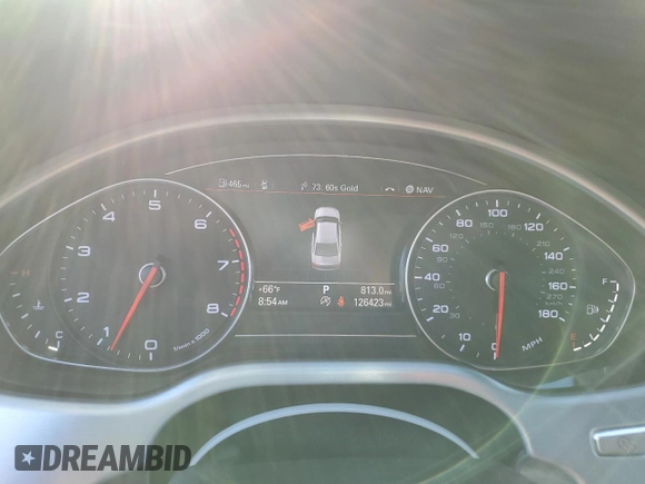 2015 Audi A8 z VIN WAUJGAFD7FN032176, wystawiony jako Copart lot #76943904 z przebiegiem 126 423 mil mil oraz Czysty tytuł • Clean title. Historia ofert i sprzedaży dostępna na DreamBid. Obrazek 9.