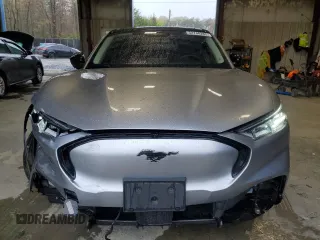 2021 Ford Mustang Mach-E Premium с VIN 3FMTK3R79MMA21145, выставлен на аукционе Copart как лот 52748285 с пробегом 55 497 миль миль и Списание • Salvage title. История ставок и продаж доступна на DreamBid. Изображение 5.