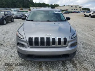 2015 Jeep Cherokee Sport with VIN 1C4PJLAB5FW591381, listed as a Copart auction lot 59596825 with 171,172 mi miles and Salvage title. Bid and sale history available at DreamBid. Image 5.