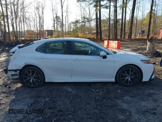 2021 Toyota Camry SE Nightshade with VIN 4T1G11AK0MU406520, listed as a IAAI auction lot 41536834 with 76,711 mi miles and . Bid and sale history available at DreamBid. Image 13.