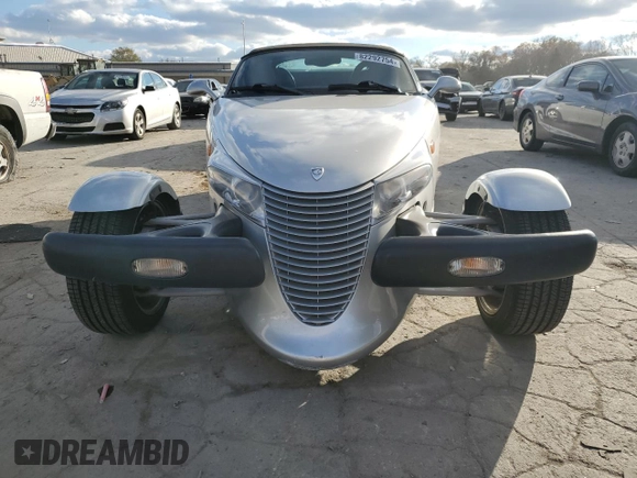 2001 Plymouth Prowler z VIN 1P3EW65G61V700039, wystawiony jako Copart lot #82292754 z przebiegiem 35 401 mil mil oraz Tytuł czysty. Historia ofert i sprzedaży dostępna na DreamBid. Obrazek 5.