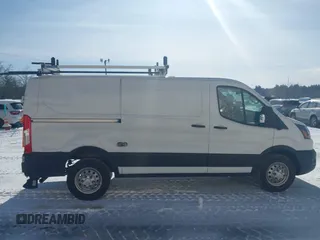 2024 Ford Transit Cargo with VIN 1FTBR2Y83RKA54611, listed as a IAAI auction lot 41349327 with 4,371 mi miles and . Bid and sale history available at DreamBid. Image 13.