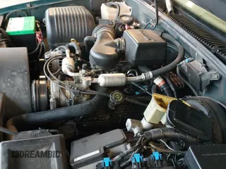 1997 Chevrolet Suburban с VIN 3GNFK16R6VG118242, выставлен на аукционе IAAI как лот 41349416 с пробегом 183 439 миль миль и . История ставок и продаж доступна на DreamBid. Изображение 18.