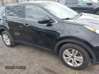 2017 Kia Sportage LX with VIN KNDPMCAC8H7186497, listed as a IAAI auction lot 41879470 with 147,190 mi miles and . Bid and sale history available at carsss.com. Image 13.
