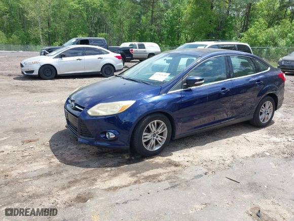 2012 Ford Focus SEL with VIN 1FAHP3H20CL135266, listed as a IAAI auction lot 41953148 with 196,042 mi miles. Bid and sale history available at carsss.com. Image 2.