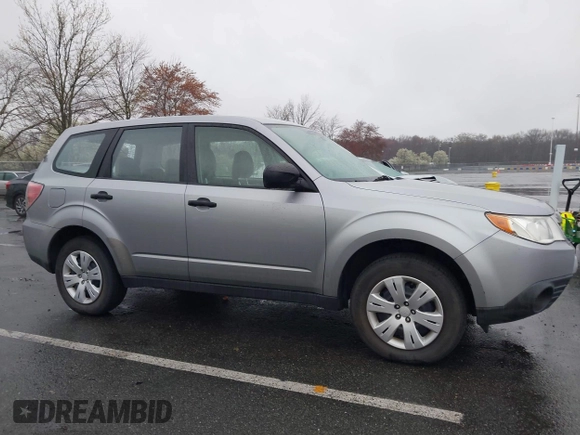 2010 Subaru Forester 2.5X with VIN JF2SH6AC8AH746620, listed as a IAAI auction lot 41965198 with 133,887 mi miles. Bid and sale history available at carsss.com. Image 13.