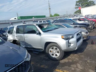 2017 Toyota 4Runner SR5 with VIN JTEZU5JR7H5162840, listed as a IAAI auction lot 42155306 with 155,606 mi miles and . Bid and sale history available at DreamBid. Image 13.