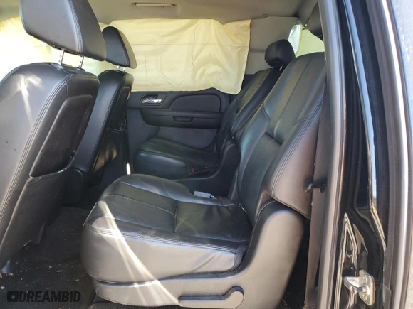 2007 Chevrolet Suburban LTZ with VIN 3GNFC16037G292321, listed as a Copart auction lot 85885564 with 213,893 mi miles and Salvage Title. Bid and sale history available at carsss.com. Image 11.