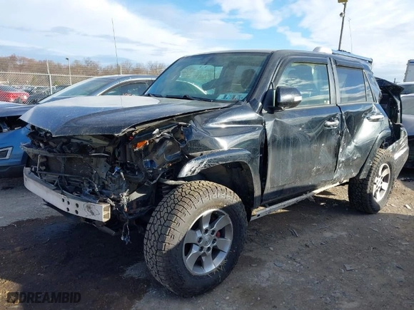 2012 Toyota 4Runner SR5 with VIN JTEBU5JR0C5100805, listed as a IAAI auction lot 41912096 with 223,285 mi miles. Bid and sale history available at carsss.com. Image 2.
