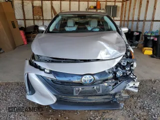 2017 Toyota Prius Plus with VIN JTDKARFPXH3006025, listed as a Copart auction lot 46515755 with Not Provided miles and Salvage Title. Bid and sale history available at DreamBid. Image 5.