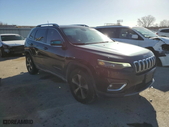 2019 Jeep Cherokee Limited with VIN 1C4PJMDX7KD281963, listed as a Copart auction lot 84972494 with 106,389 mi miles and Salvage Title. Bid and sale history available at carsss.com. Image 4.