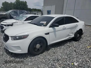 2015 Ford Police Interceptor с VIN 1FAHP2MK2FG163700, выставлен на аукционе Copart как лот 56028145 с пробегом 107 421 миль миль и Списание • Salvage title. История ставок и продаж доступна на DreamBid. Изображение 1.