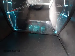 2010 Ford Taurus SEL с VIN 1FAHP2EW5AG110046, выставлен на аукционе IAAI как лот 41993177 с пробегом 221 960 миль миль и . История ставок и продаж доступна на DreamBid. Изображение 14.