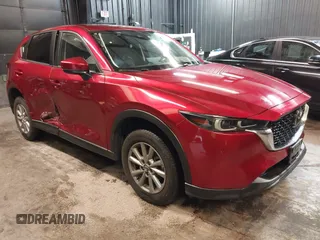 2023 Mazda CX-5 S Carbon Edition z VIN JM3KFBCM4P0129717, wystawiony jako IAAI lot #42167409 z przebiegiem 28 186 mil mil oraz . Historia ofert i sprzedaży dostępna na DreamBid. Obrazek 1.
