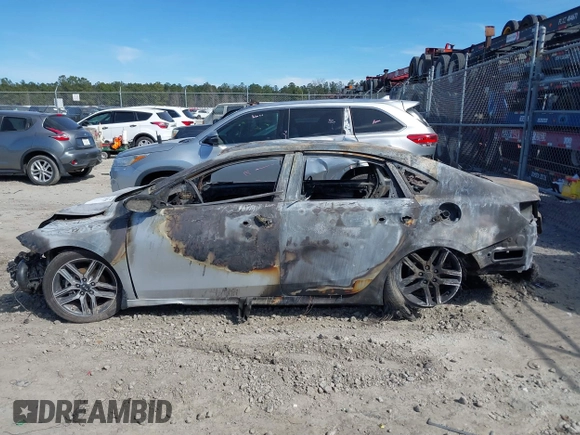 2019 Kia Forte S with VIN 3KPF34AD3KE116068, listed as a IAAI auction lot 41705589 with 1 mi miles. Bid and sale history available at carsss.com. Image 14.