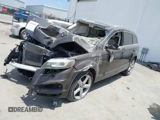 2011 Audi Q7 S line with VIN WA1DGAFE3BD010419, listed as a IAAI auction lot 39539685 with Not provided miles and . Bid and sale history available at DreamBid. Image 2.