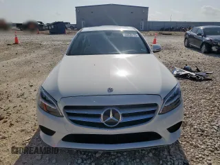 2019 Mercedes-Benz C 300 with VIN 55SWF8DB7KU289125, listed as a Copart auction lot 60836135 with 98,776 mi miles and Salvage title. Bid and sale history available at DreamBid. Image 5.