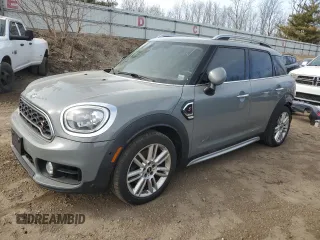 2018 MINI Countryman Cooper S with VIN WMZYT5C31J3E60896, listed as a Copart auction lot 48239805 with 110,260 mi miles and Clean Title. Bid and sale history available at carsss.com. Image 1.