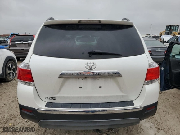 2011 Toyota Highlander Limited with VIN 5TDYK3EHXBS047727, listed as a Copart auction lot 45052425 with 208,059 mi miles and Clean Title. Bid and sale history available at carsss.com. Image 6.